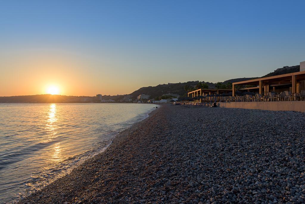 Avra Beach Resort Ixiá Kültér fotó